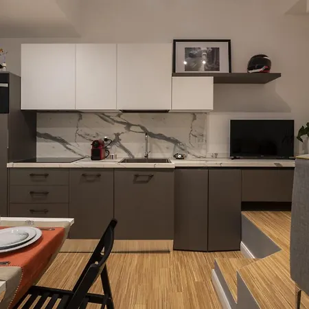 Apartment Easylife - - Mincio 30 D - Corvetto